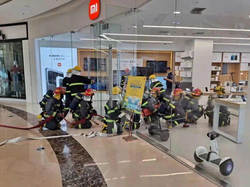 沈陽消防鐵西大隊開展大型商業綜合體消防熟悉演練 筑牢安全防線